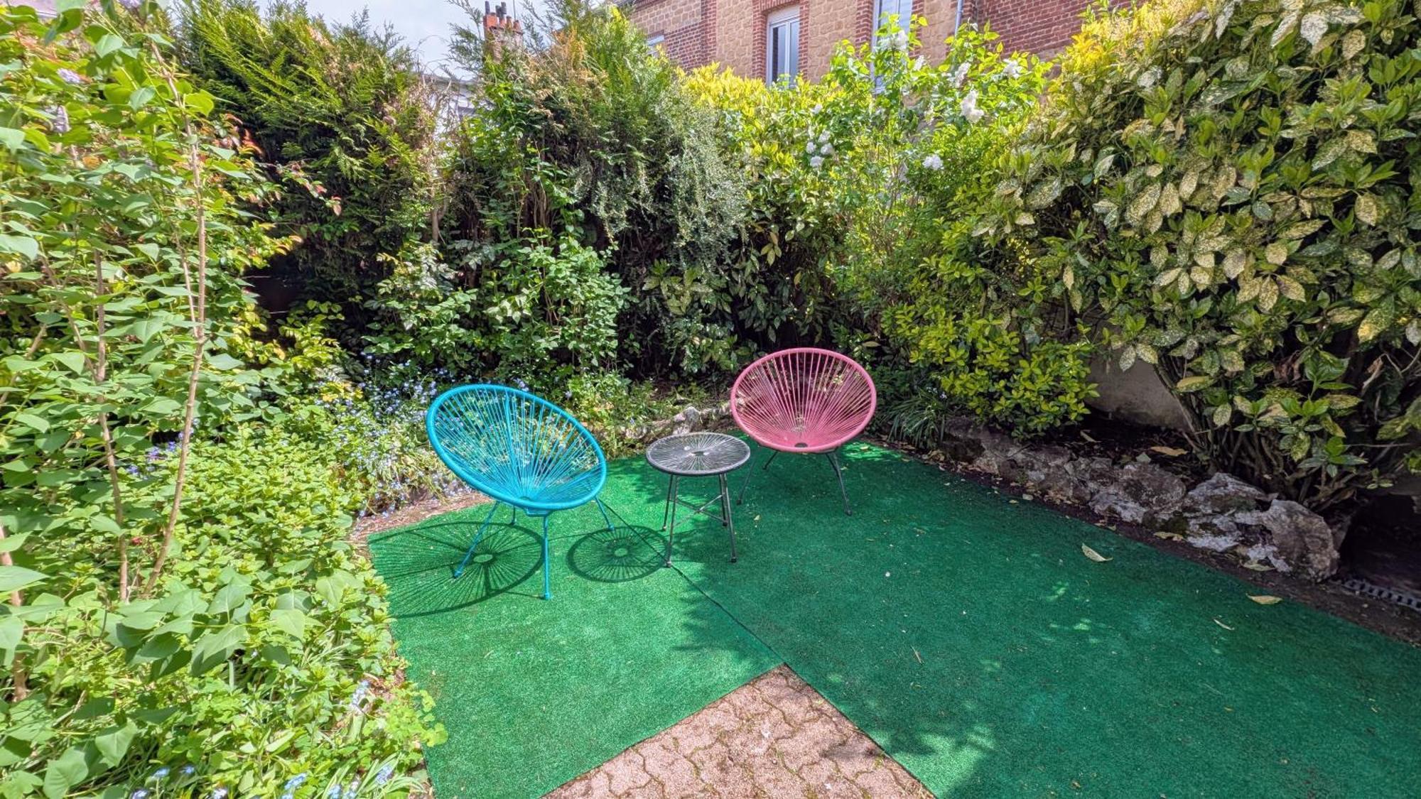 Stockholm- Studio Serenite Avec Jardin Шарлевиль-Мезьер Экстерьер фото